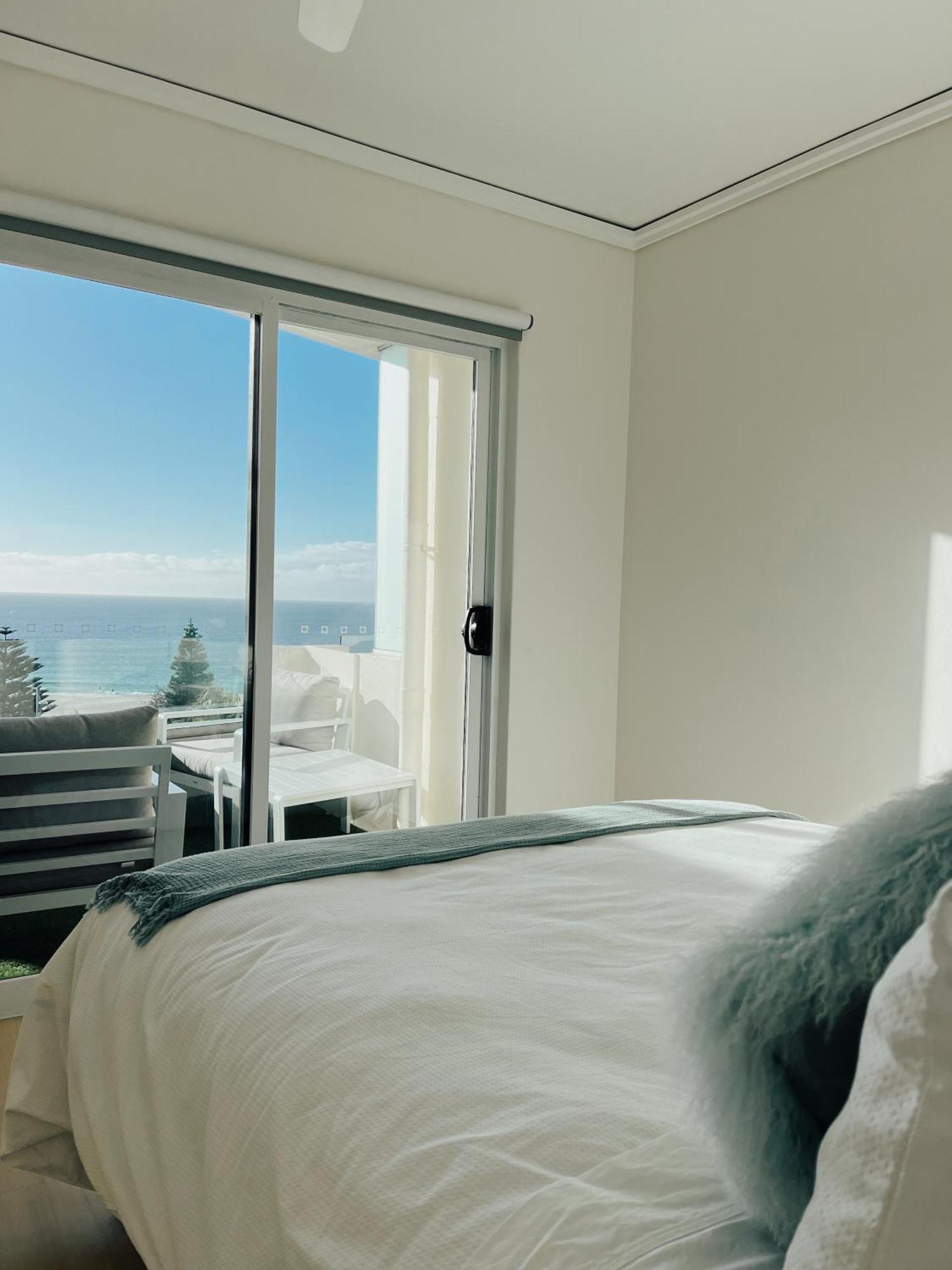 Bondi Beach Waves 2 Beachfront Apartment Сидни Екстериор снимка