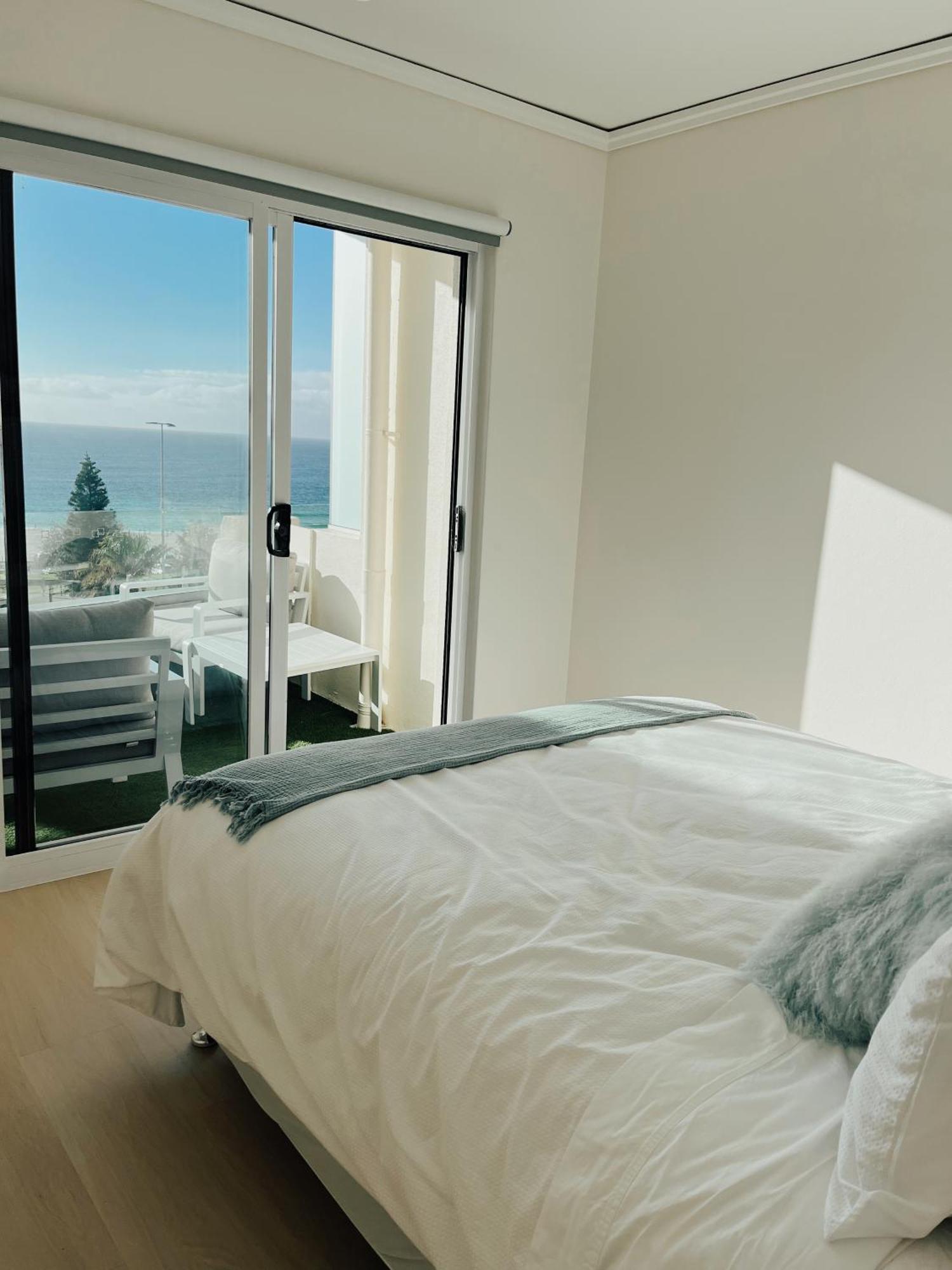 Bondi Beach Waves 2 Beachfront Apartment Сидни Екстериор снимка