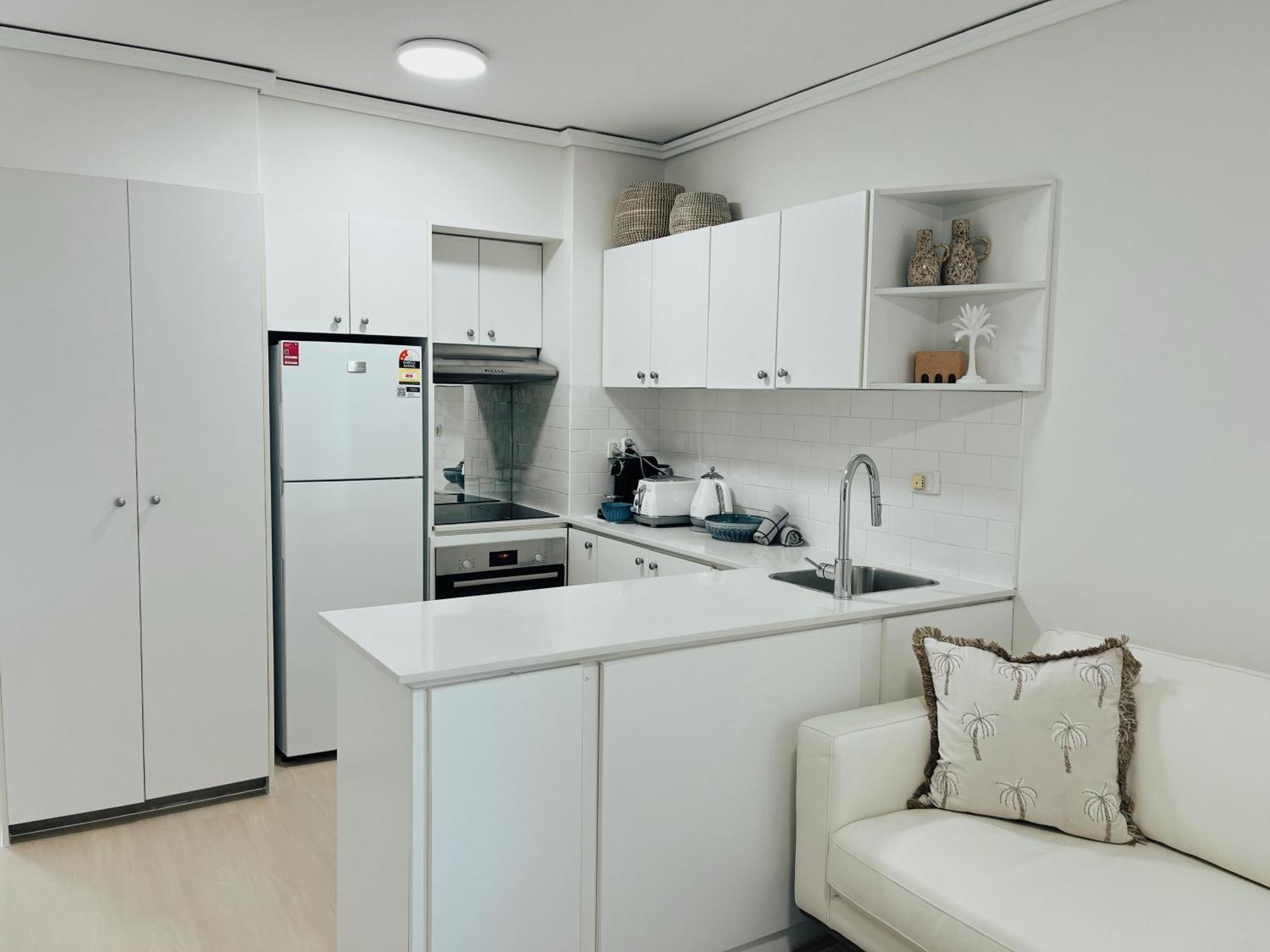 Bondi Beach Waves 2 Beachfront Apartment Сидни Екстериор снимка